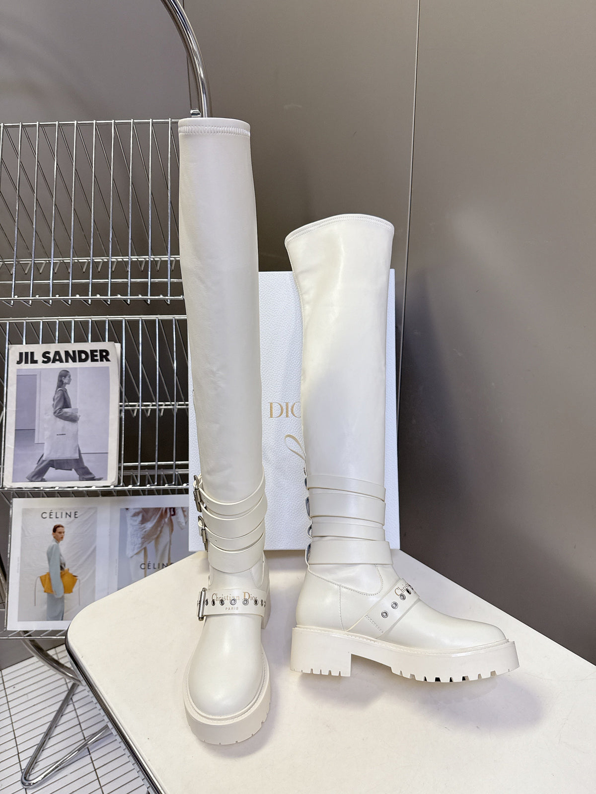 DIOR D-FIGHT BOOT 25S IN WHITE CALFSKIN WITH SILVER HARDWARE