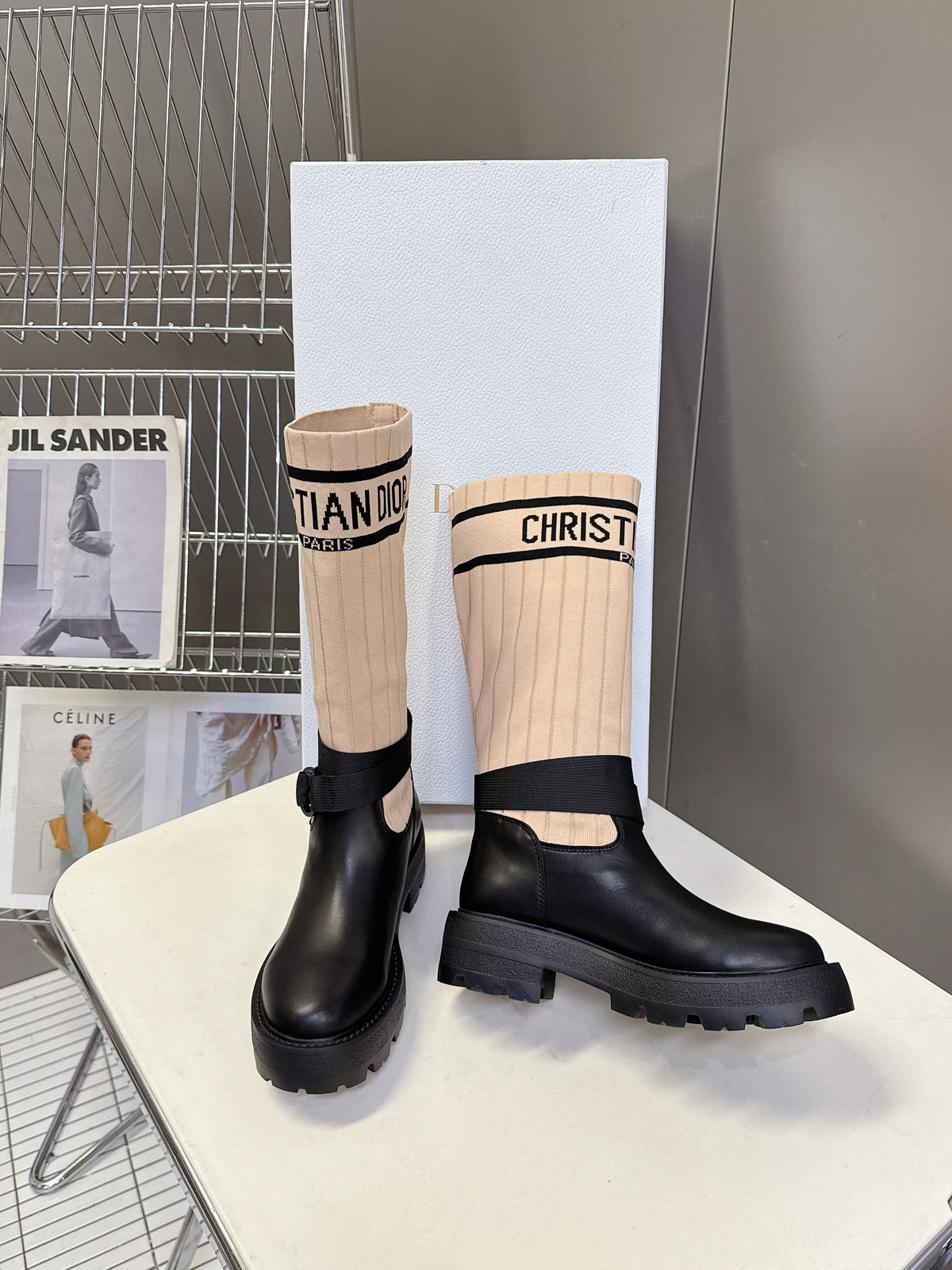 DIOR 25S D-MAJOR ANKLE BOOTS IN BLACK CALFSKIN AND LIGHT BEIGE FABRIC