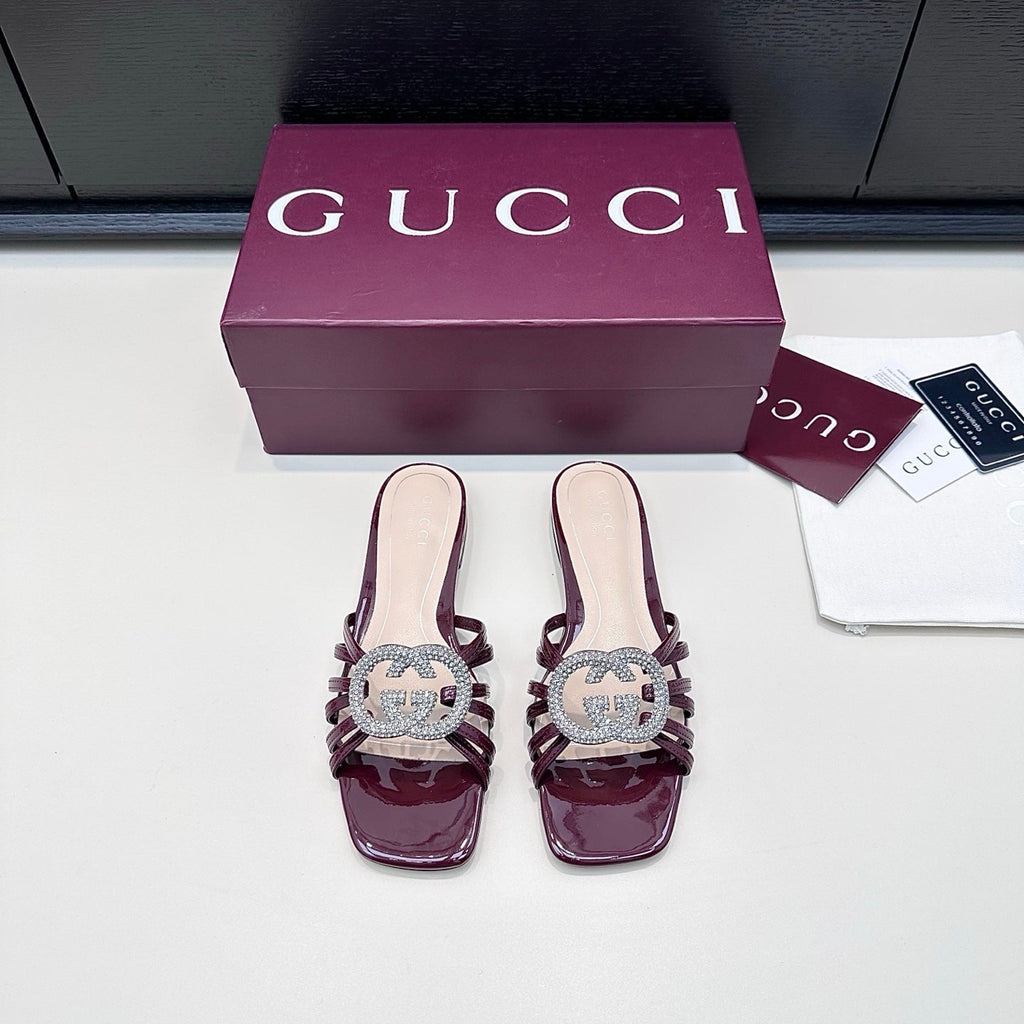GUCCI 26S FLAT SLIDES IN DARK RED CALFSKIN WITH CRYSTAL