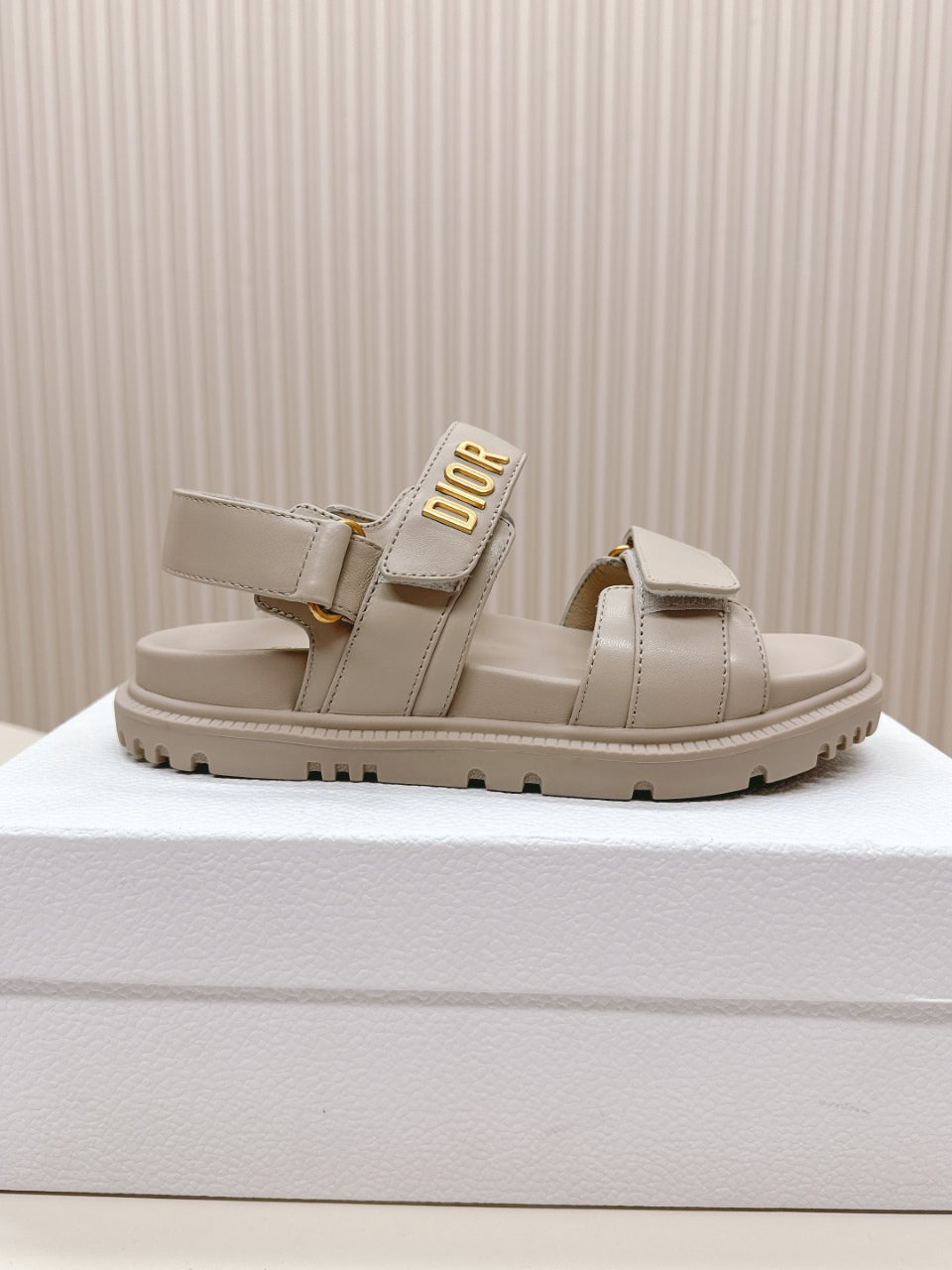 DIOR BACK-STRAP SANDALS 25S IN LIGHT BEIGE CALFSKIN WITH GOLD HARDWARE