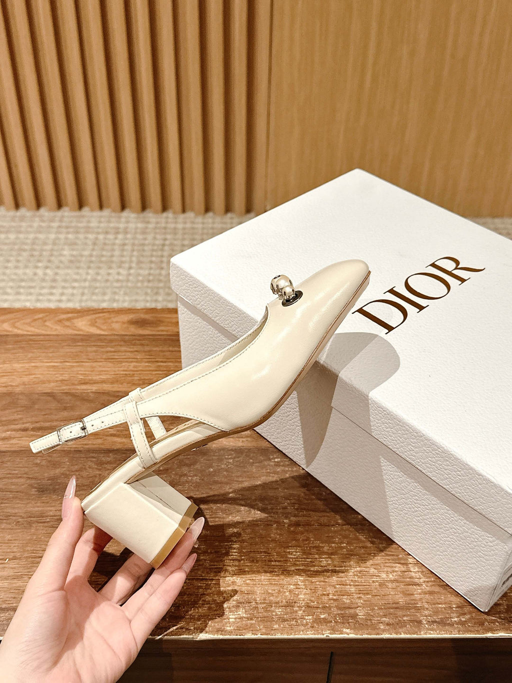 DIOR HIGH SLINGBACK 55 MM 25S IN CREAM WHITE LAMBSKIN PEARL DETAILING